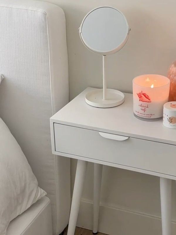 Cute-Bedside-Table