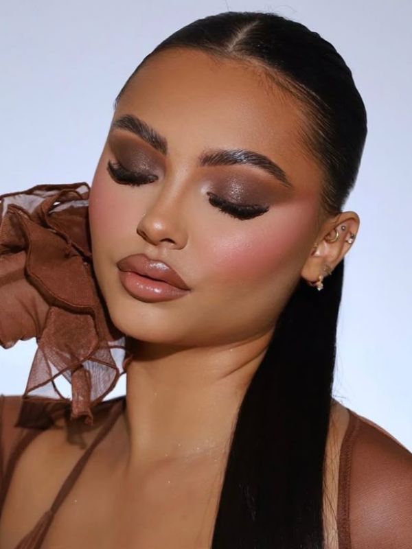 Cute-Fall-Beauty-Looks-for-School-or-College