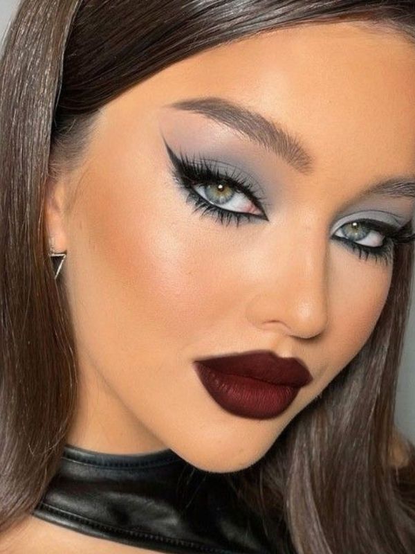 Dark-Feminine-Makeup-Colors