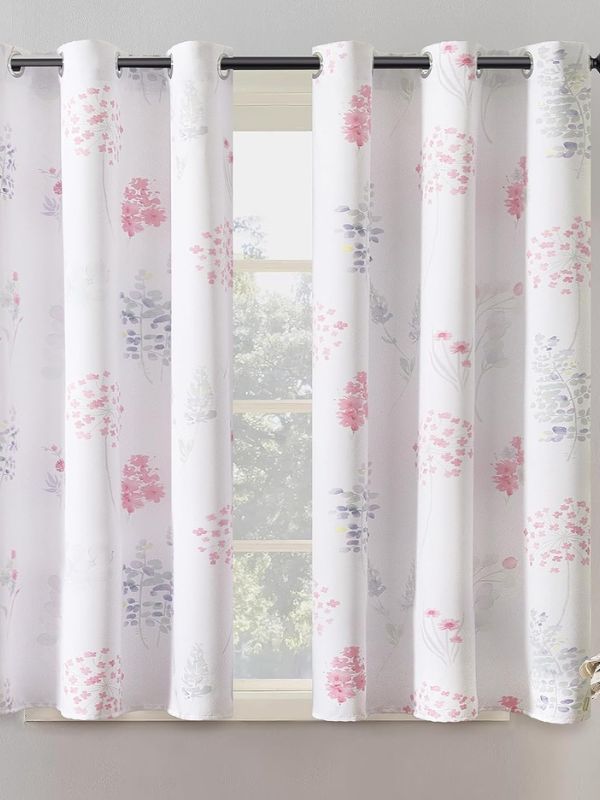 Dorm-room-Floral-Curtains
