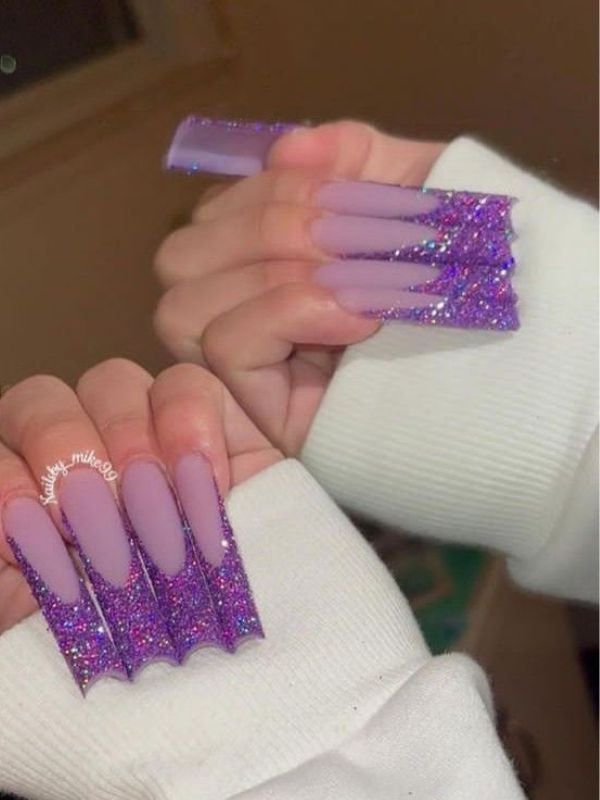 Long-French-Tips-With-a-Glitter-Accent