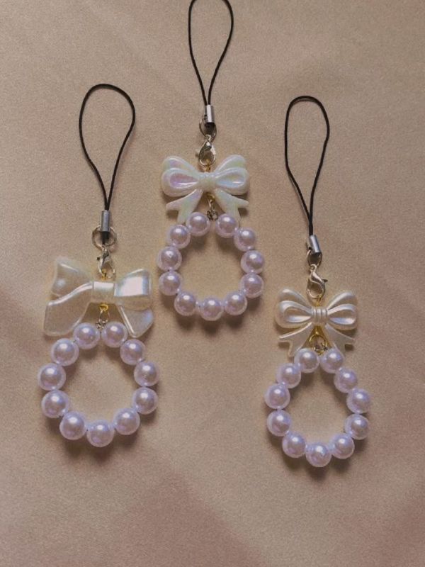 Mini-Bow-and-Pearl-Charm