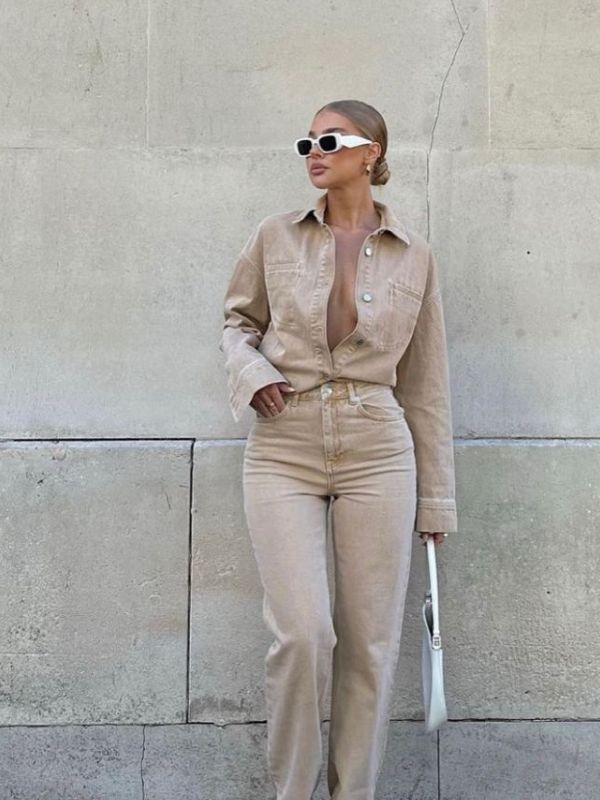 Neutral-Monochrome-Jeans-Outfit