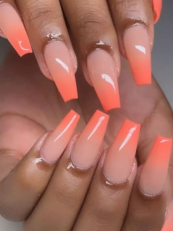 Ombre-French-Tip-Nails-You-Should-Try-Out.