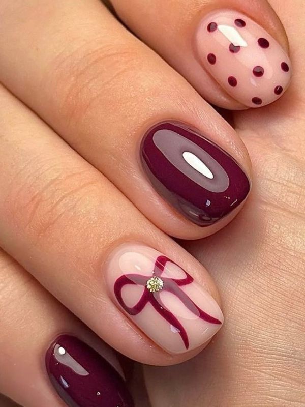 Short-Burgundy-Nails