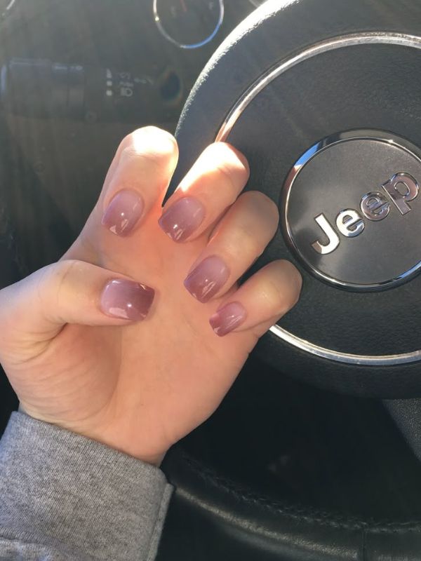 Short-Ombre-Nails
