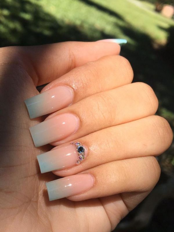 Square-Ombre-French-Tip-Nails