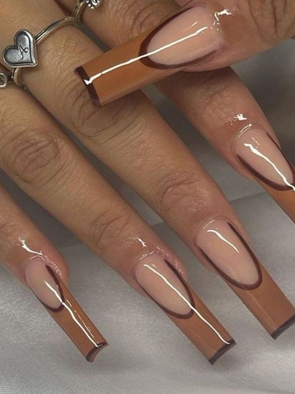 Stunning-Thick-French-Tip-Short-Nails-You'll-Want-to-Try
