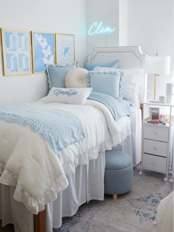 Top-Best-Dorm-Room-Color-Theme-Ideas-you-will-love