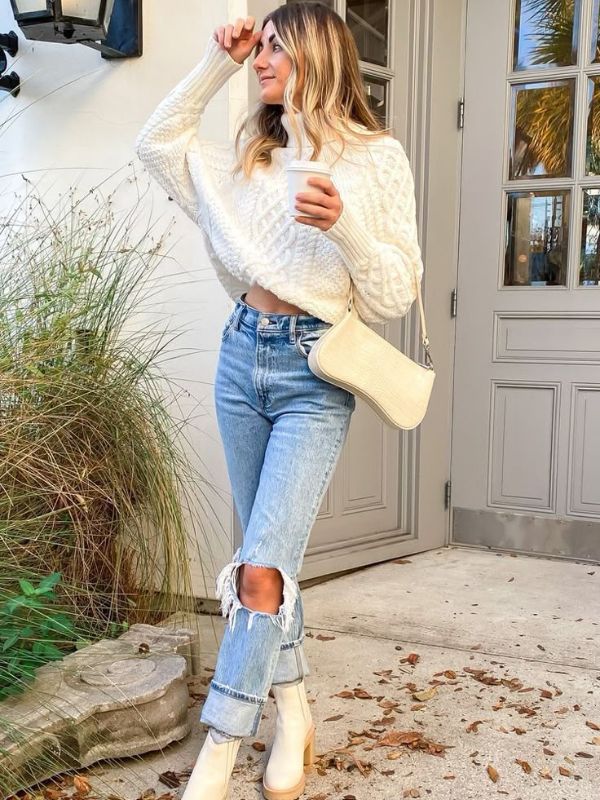 White-Sweater-with-Ripped-Jeans.