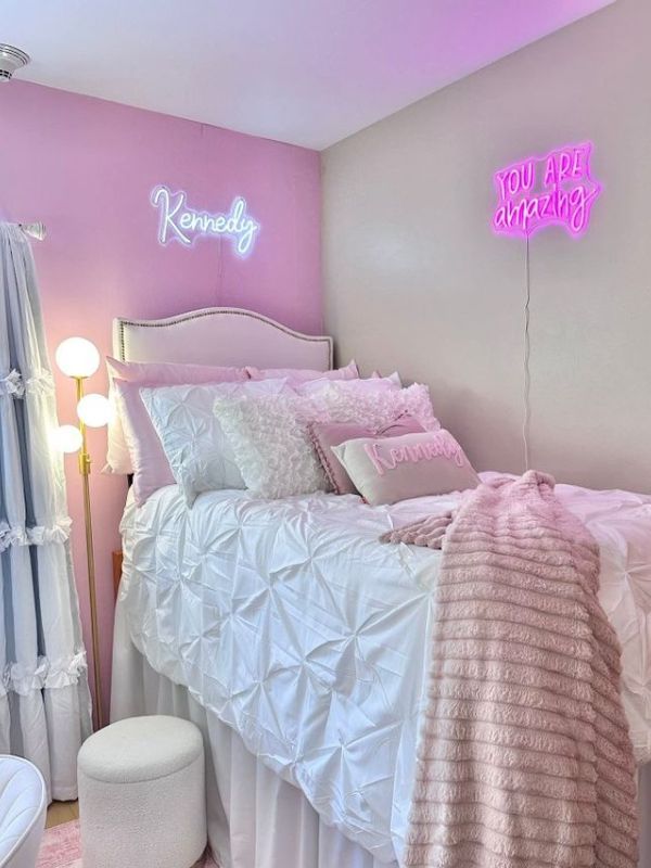 White-and-Pink-Dorm-Room