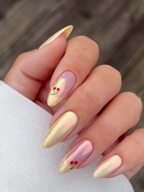 micro-fruit-chrome-nails.