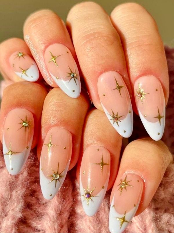 minimalist-zodiac-accent-nails. 