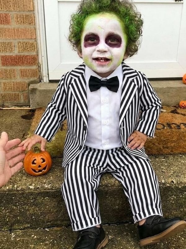 ultimate-spooky-halloween-costume. 