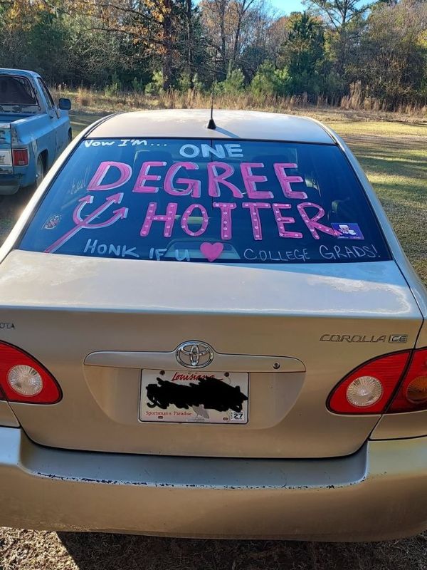 30-amazing-car-chalk-window-ideas-with-degree.