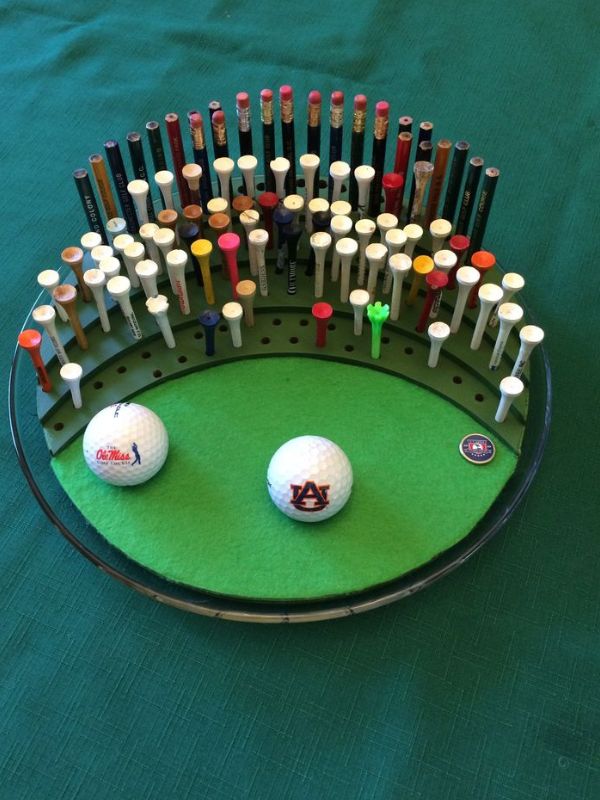 DIY-golf-tee-desk-organizer.