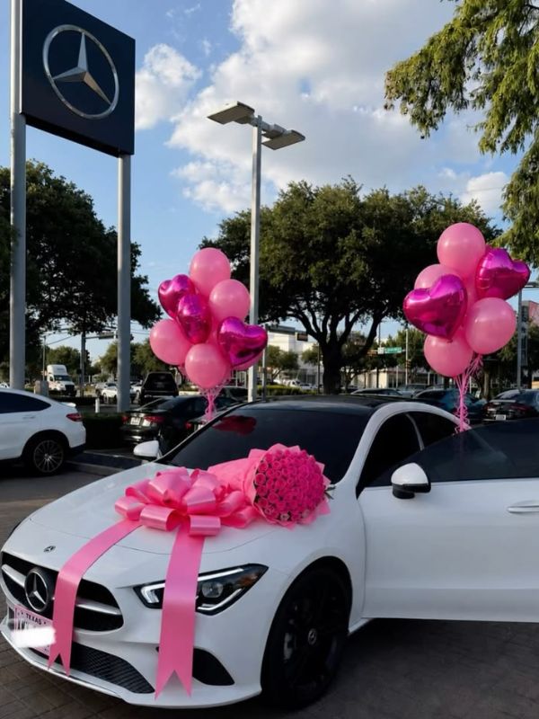 Senior-Car-With-Flowers.