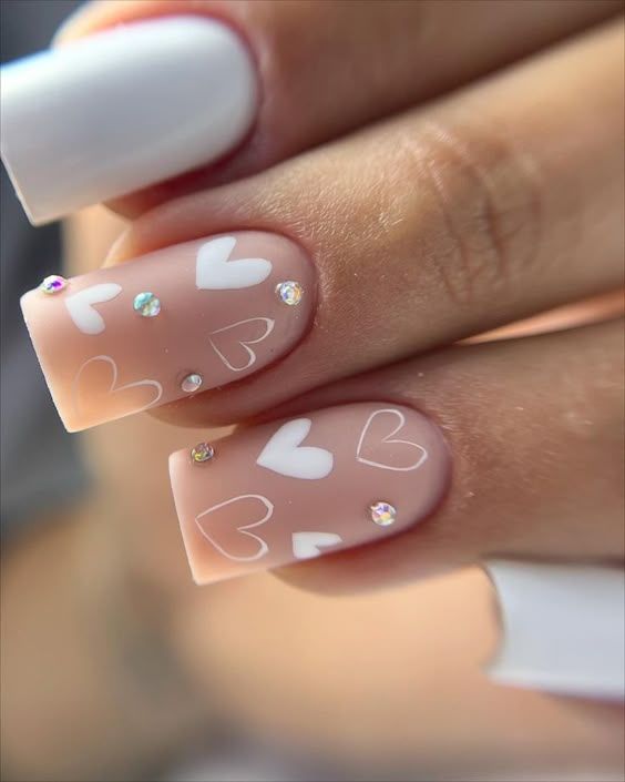 Short-Classic-Birthday-Nails-to-Check-Out