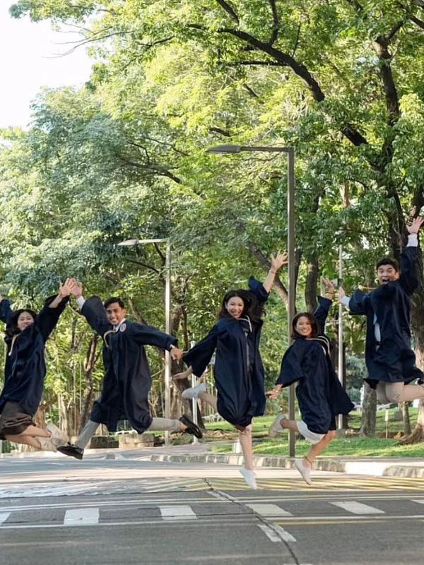 joyful-jumpers.