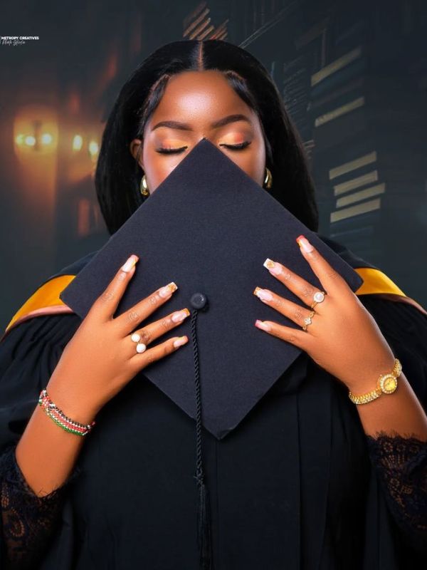 master-Graduation-picture-with-a-close-up-of-your-cap.