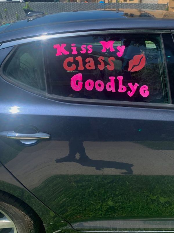 road-to-graduation-car-chalk-window-.