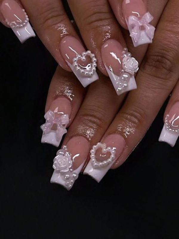 3D-Swag-Nails-With-Creative-Charms.