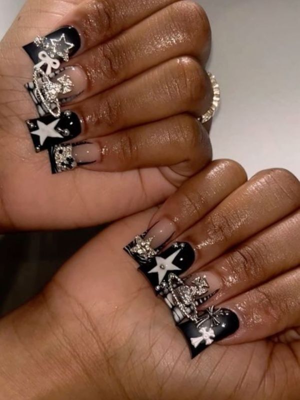 Black-Base-With-Colorful-Junk-Charms.