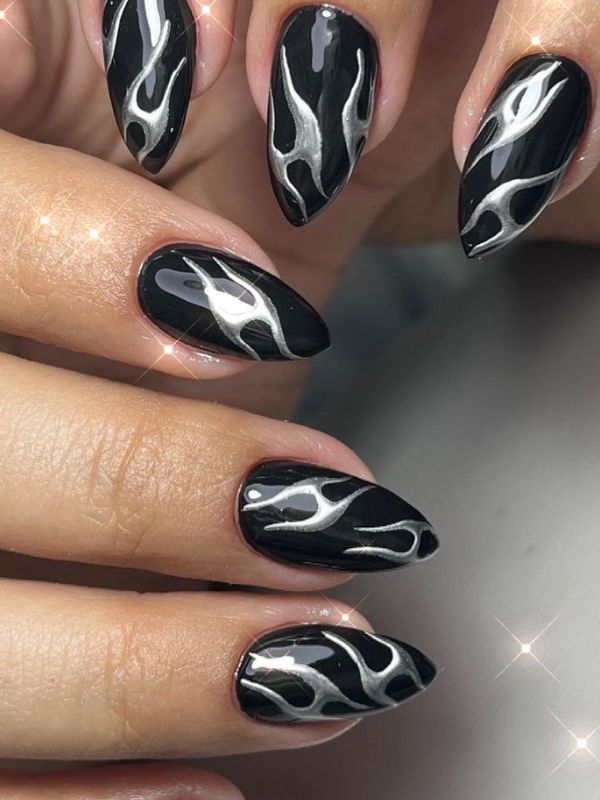 Black-Flame-ALT-Nails.