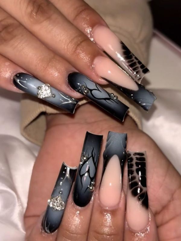 16. Black Y2K ALT Nails