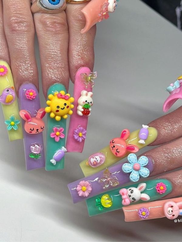 Cartoon-Inspired-Junk-Nails.