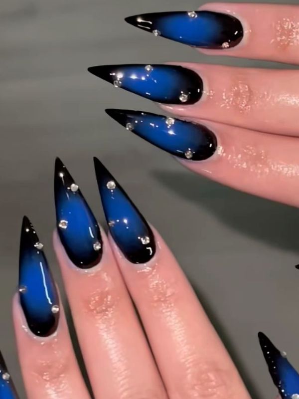 Gothic-Blue-Stiletto-Nails.jpg