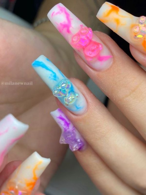 Gummy-Bear-Nails-With-Swirls.