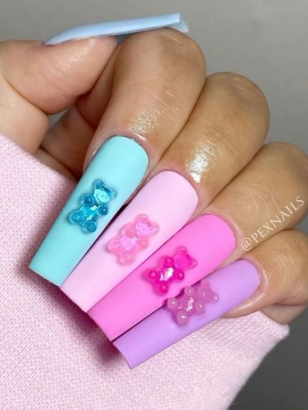 Matte-Gummy-Bear-Nails.