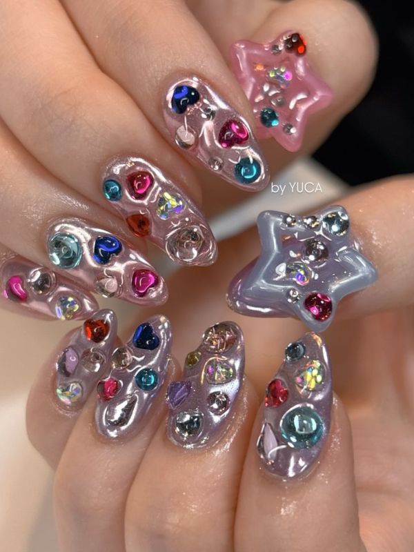 Metallic-and-Colorful-Charm-Nails.