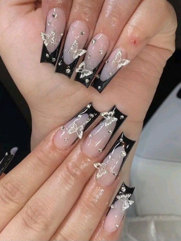 Y2K-Goth-Nails-With-Butterflies.