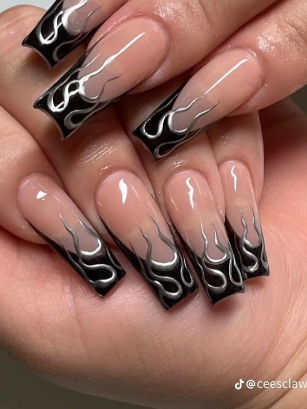 Y2K-Goth-Nails-With-Flames.